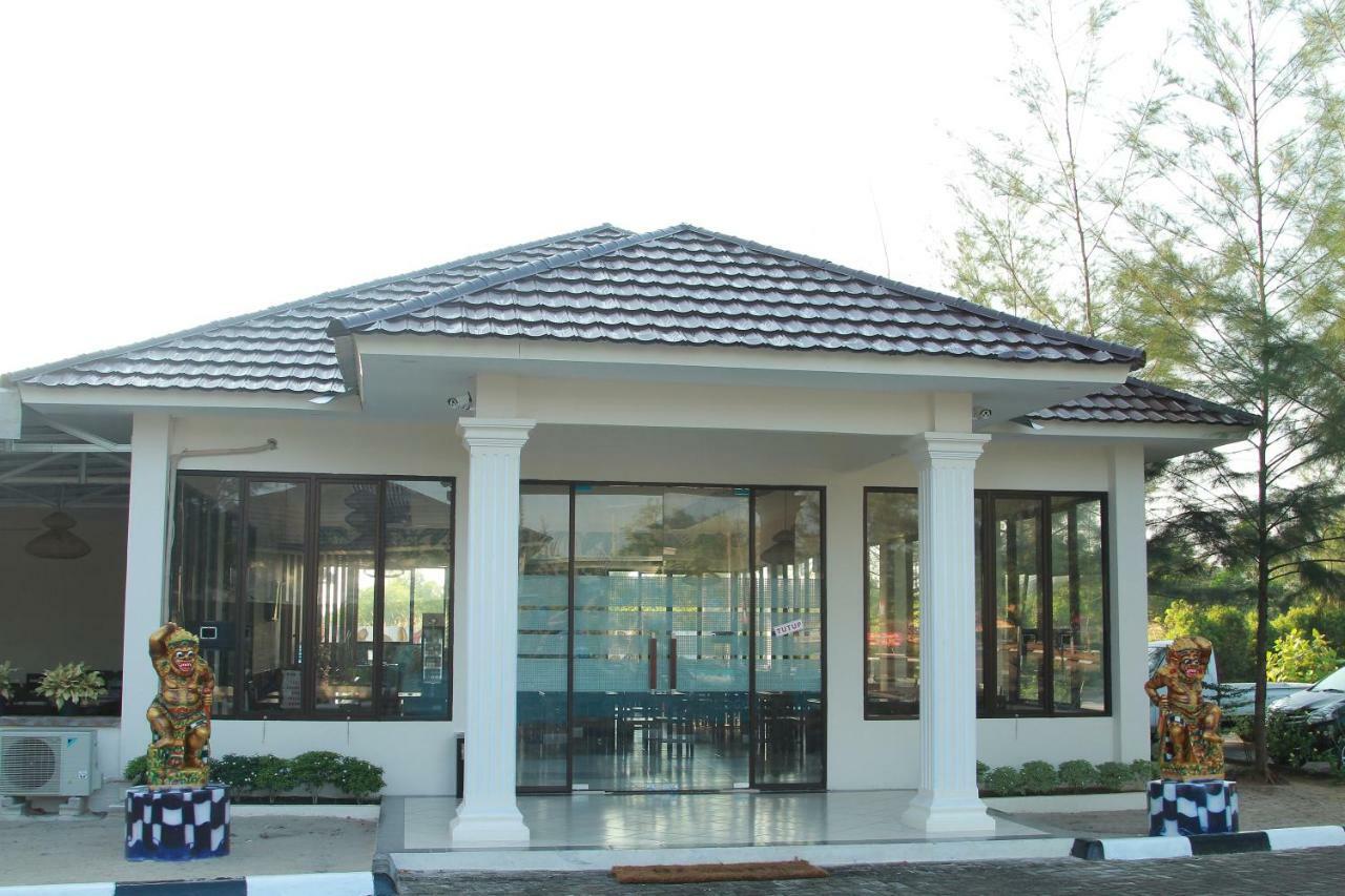 Belitung Holiday Resort Sijuk Ngoại thất bức ảnh