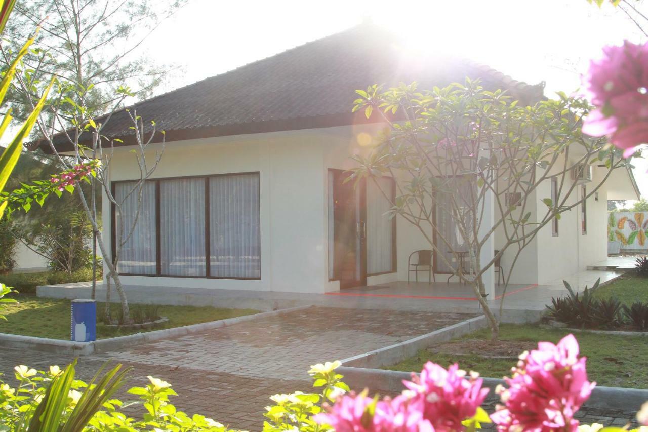 Belitung Holiday Resort Sijuk Ngoại thất bức ảnh