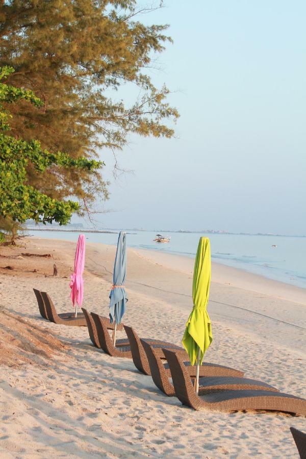 Belitung Holiday Resort Sijuk Ngoại thất bức ảnh