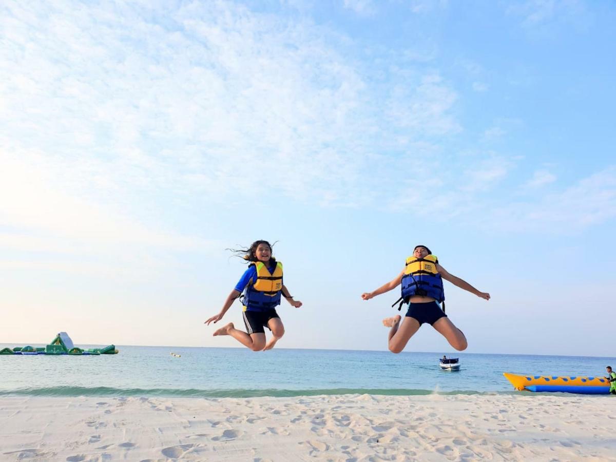 Belitung Holiday Resort Sijuk Ngoại thất bức ảnh