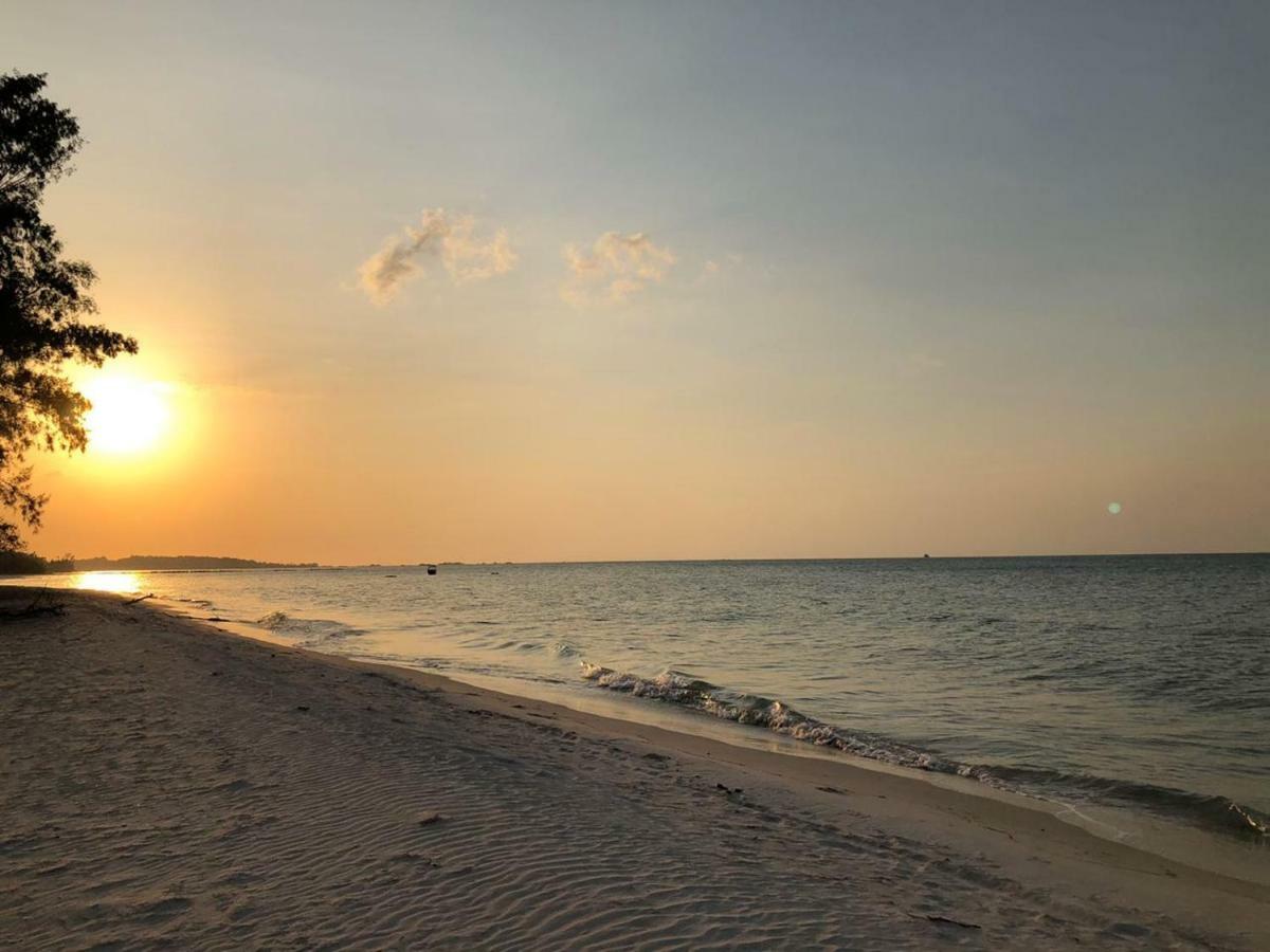 Belitung Holiday Resort Sijuk Ngoại thất bức ảnh